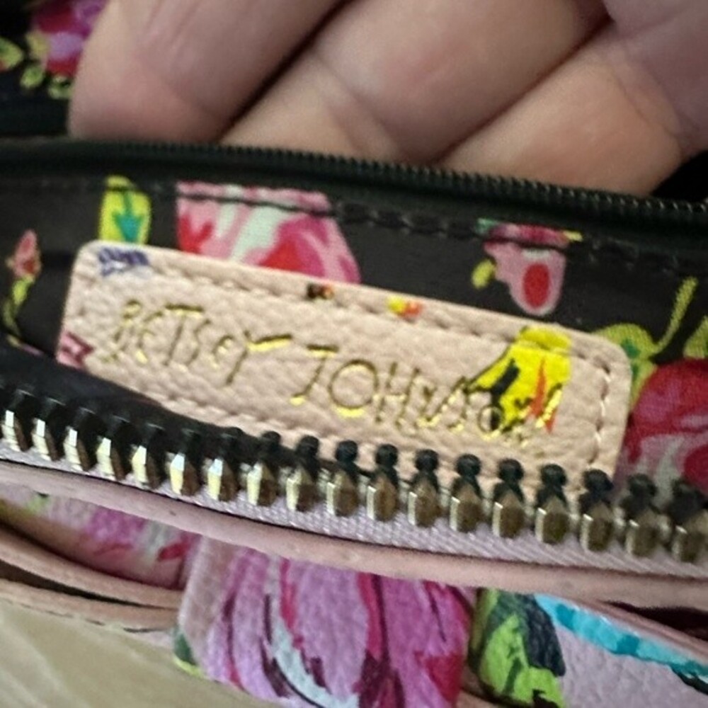 Betsey Johnson Floral Crossbody - Picture 6 of 7